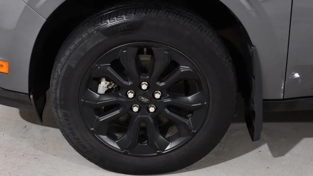 2023 Ford Maverick XL