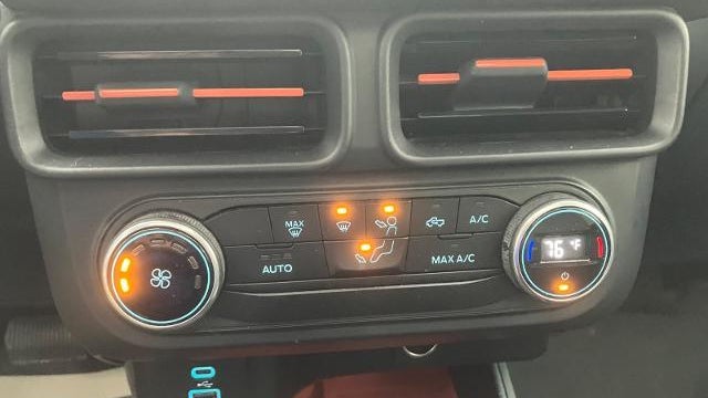 2022 Ford Maverick XL