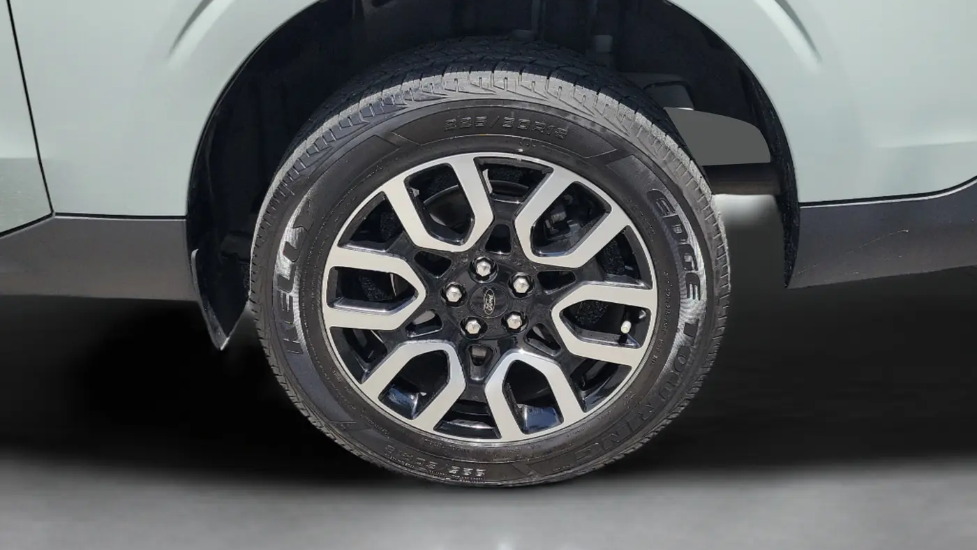 2022 Ford Maverick XL