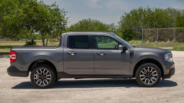 2023 Ford Maverick XL