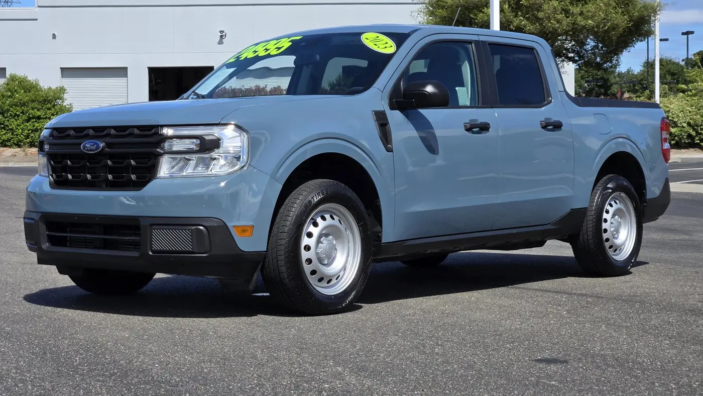 2023 Ford Maverick Lariat
