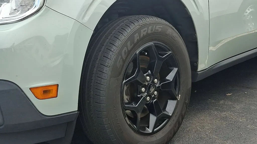 2022 Ford Maverick XL