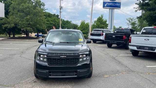 2023 Ford Maverick Lariat