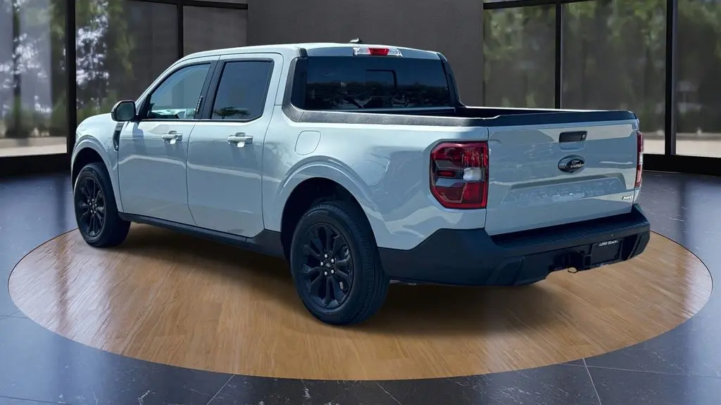 2023 Ford Maverick XL