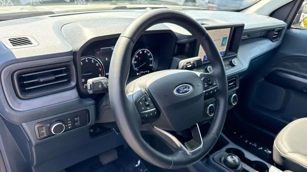 2023 Ford Maverick XL