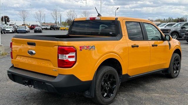 2023 Ford Maverick XL