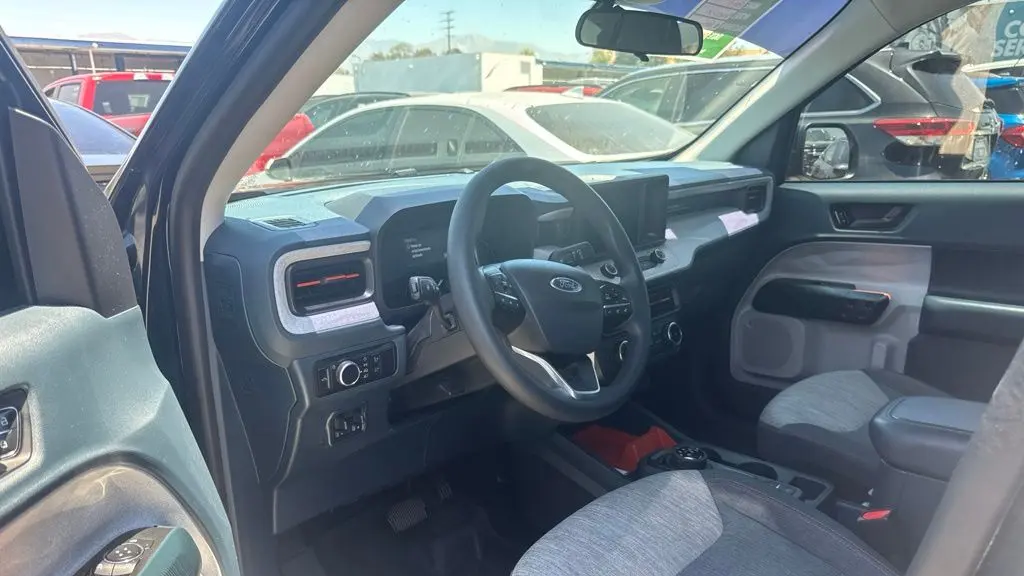 2023 Ford Maverick XL