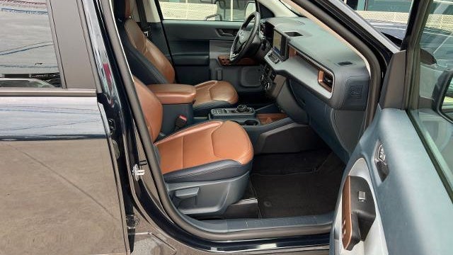 2023 Ford Maverick XL