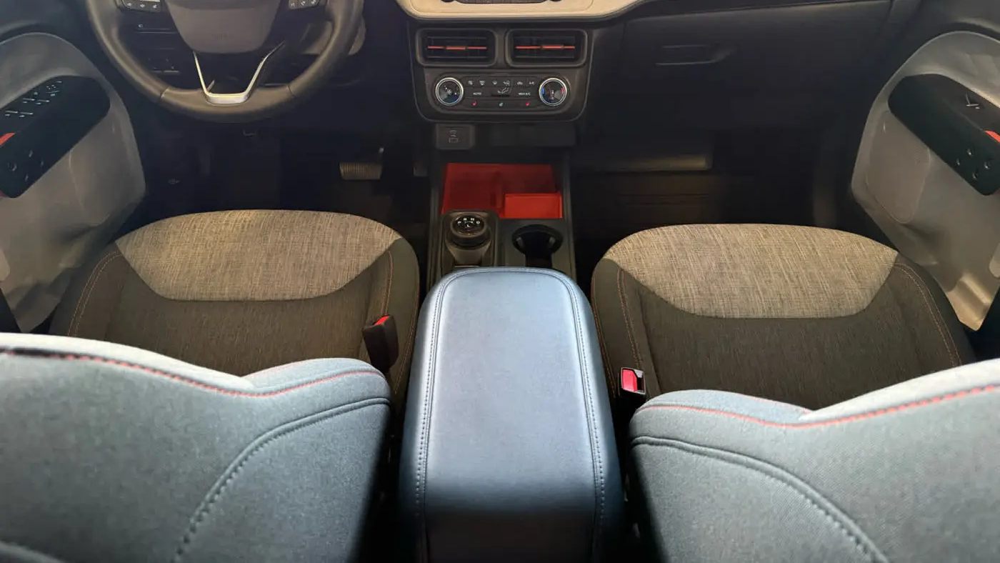 2023 Ford Maverick XL