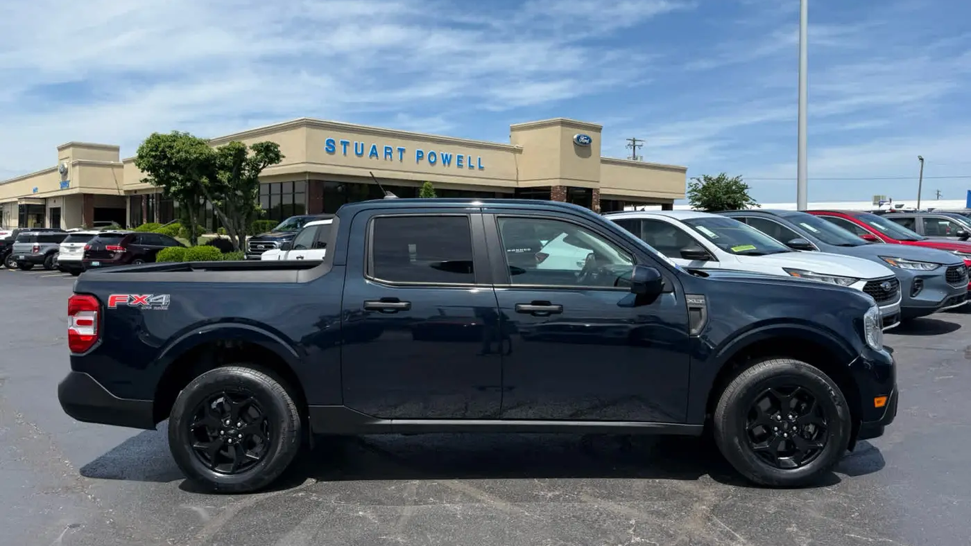 2023 Ford Maverick XL