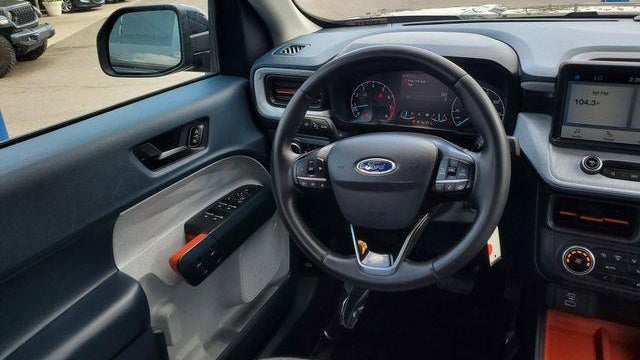 2023 Ford Maverick XL