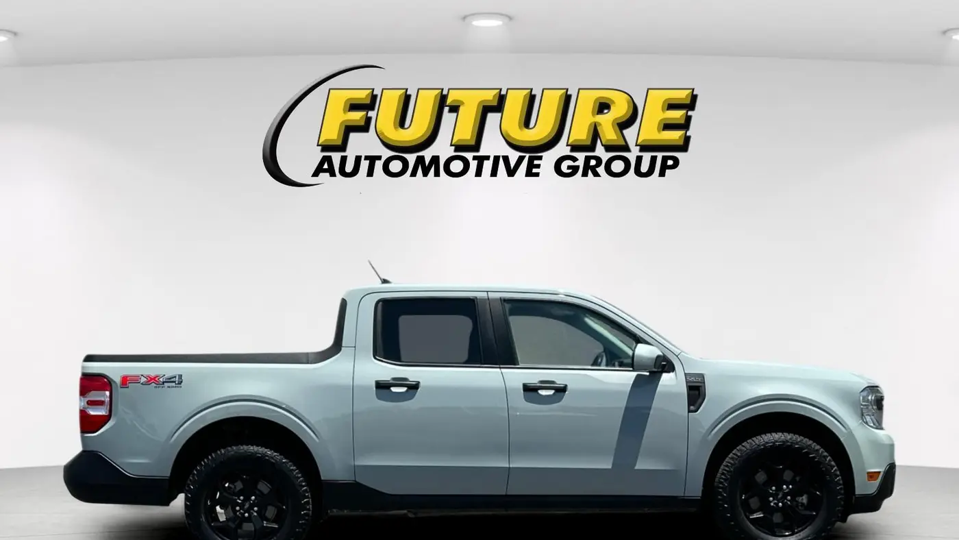 2023 Ford Maverick XL