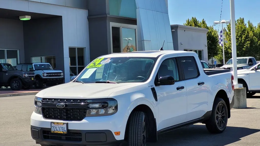 2024 Ford Maverick XLT