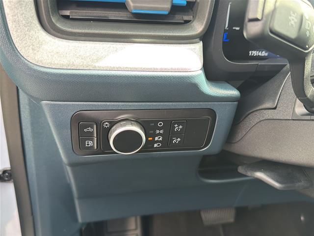 2025 Ford Maverick - $33,900