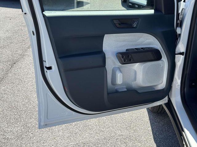 2026 Ford Maverick - $32,200