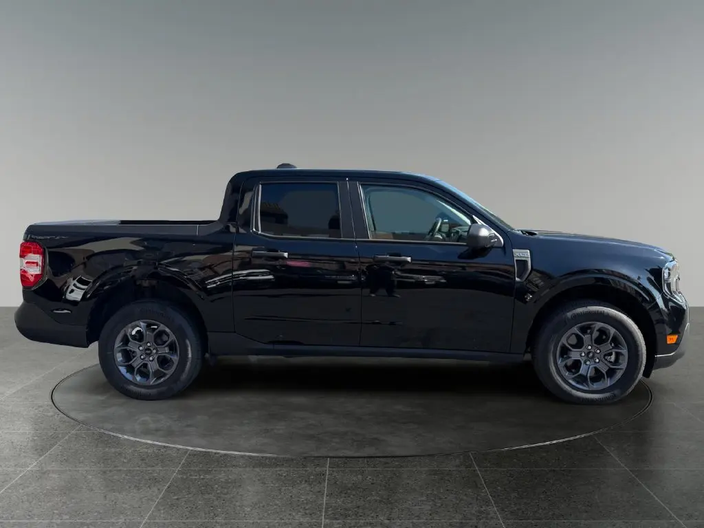 2025 Ford Maverick - $31,778