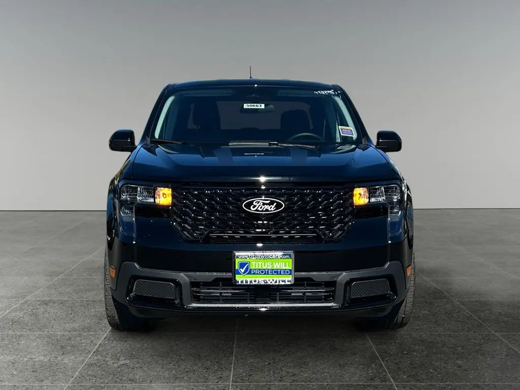 2025 Ford Maverick XLT — photo 1 of 12