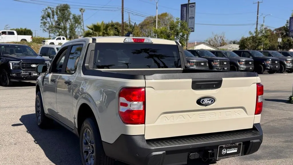 2025 Ford Maverick XLT