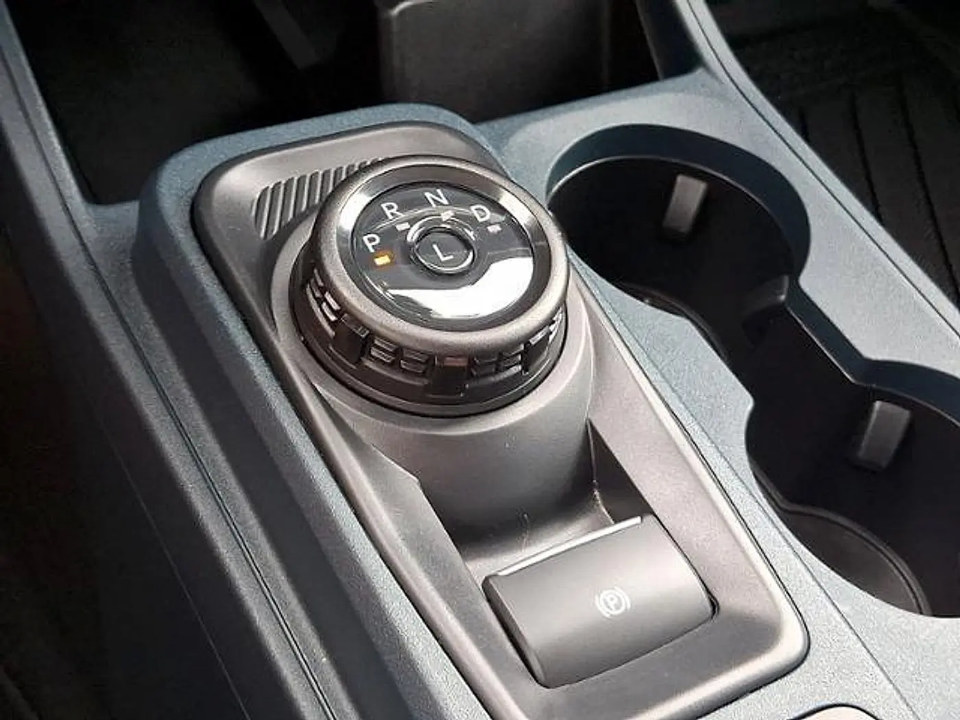 2025 Ford Maverick - $32,195