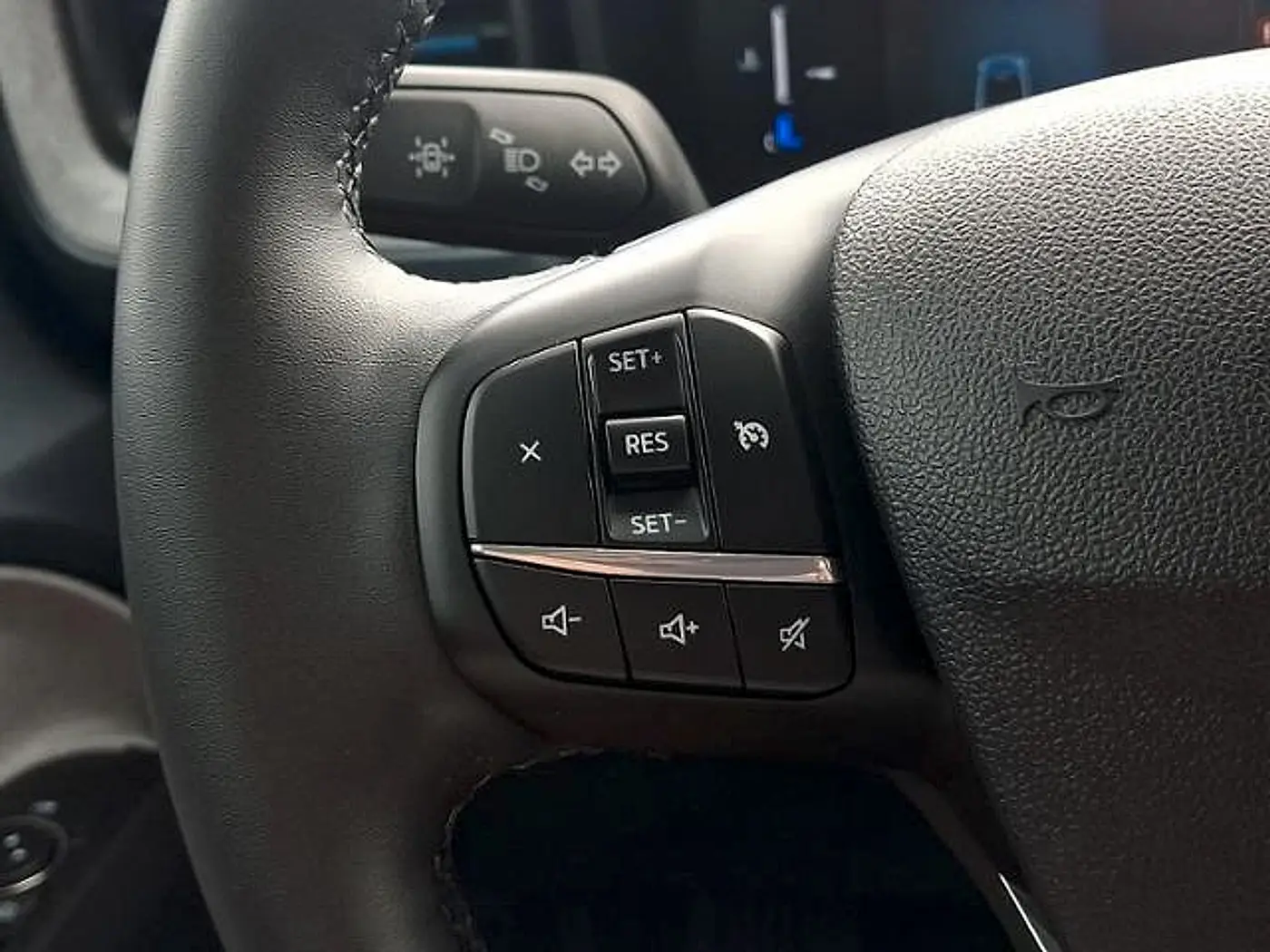 2025 Ford Maverick - $32,195