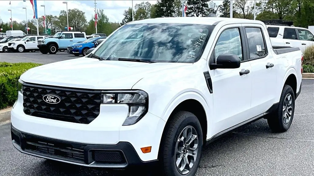 2026 Ford Maverick XLT