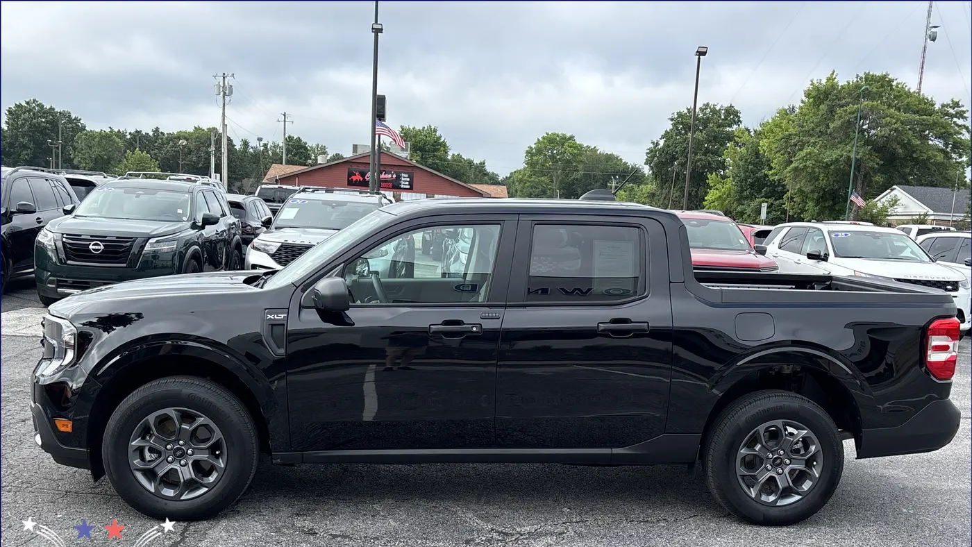 2025 Ford Maverick XLT