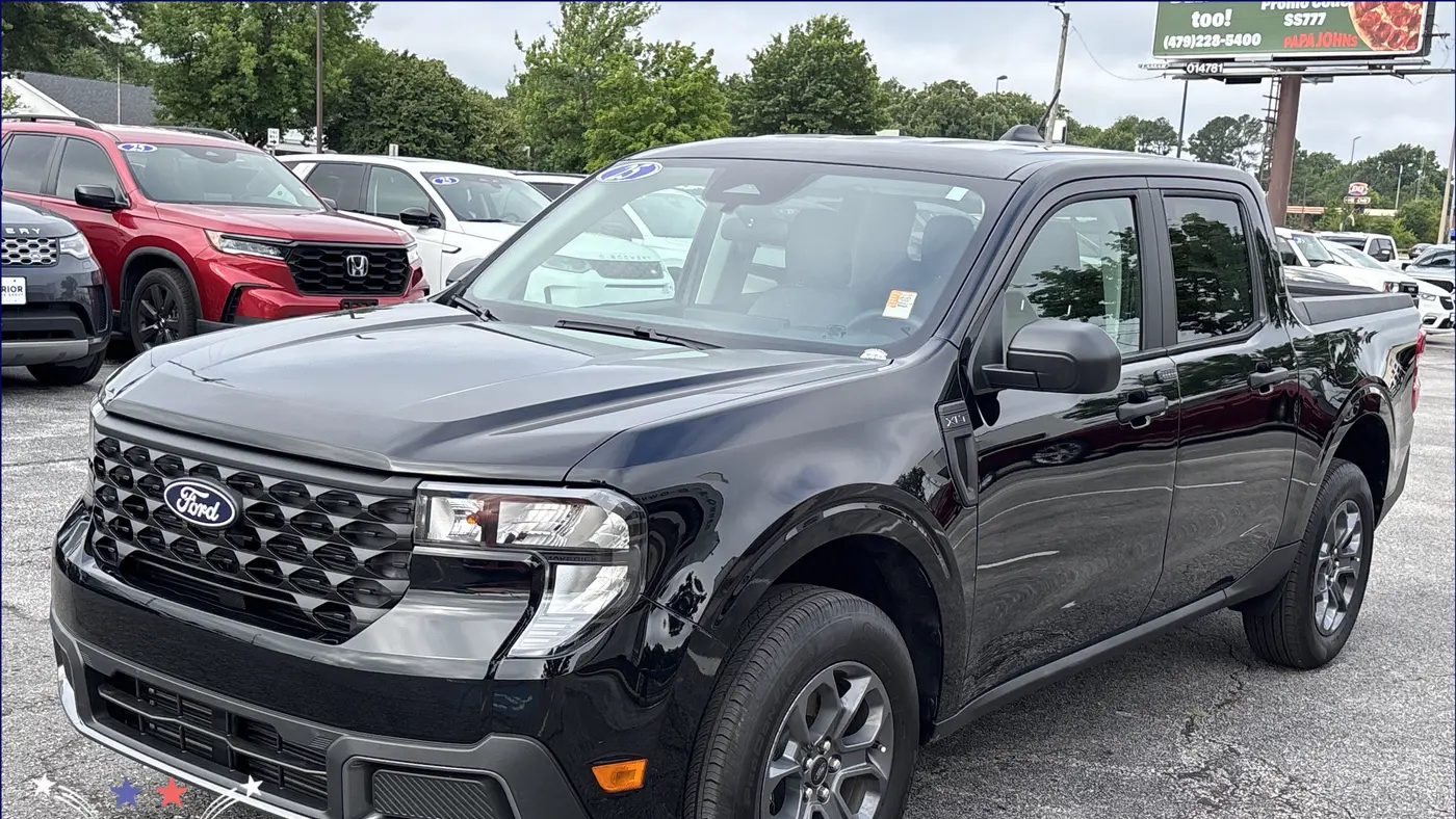 2025 Ford Maverick XLT