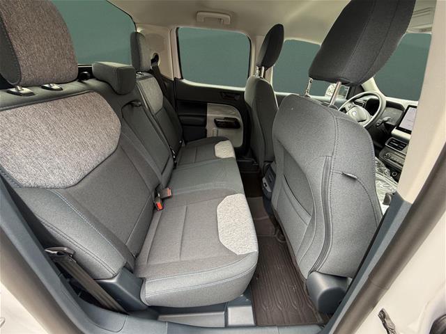 2025 Ford Maverick - $29,995