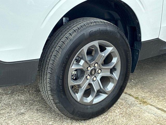 2026 Ford Maverick - $32,742