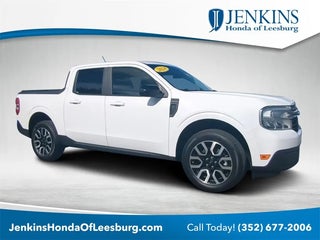2024 Ford Maverick with Oxford White Exterior