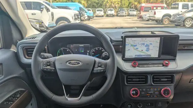 2024 Ford Maverick Lariat