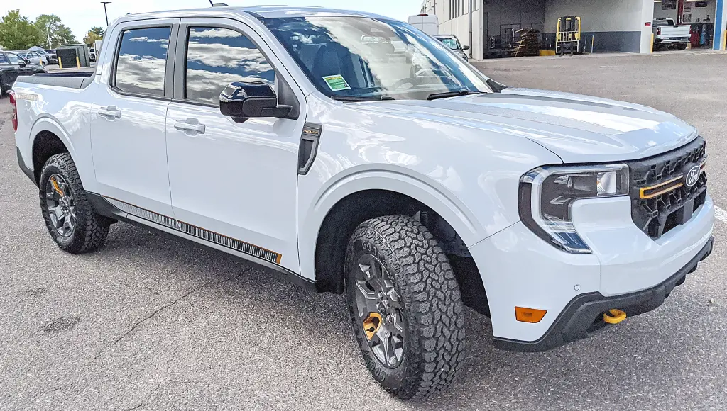 2026 Ford Maverick - $42,432