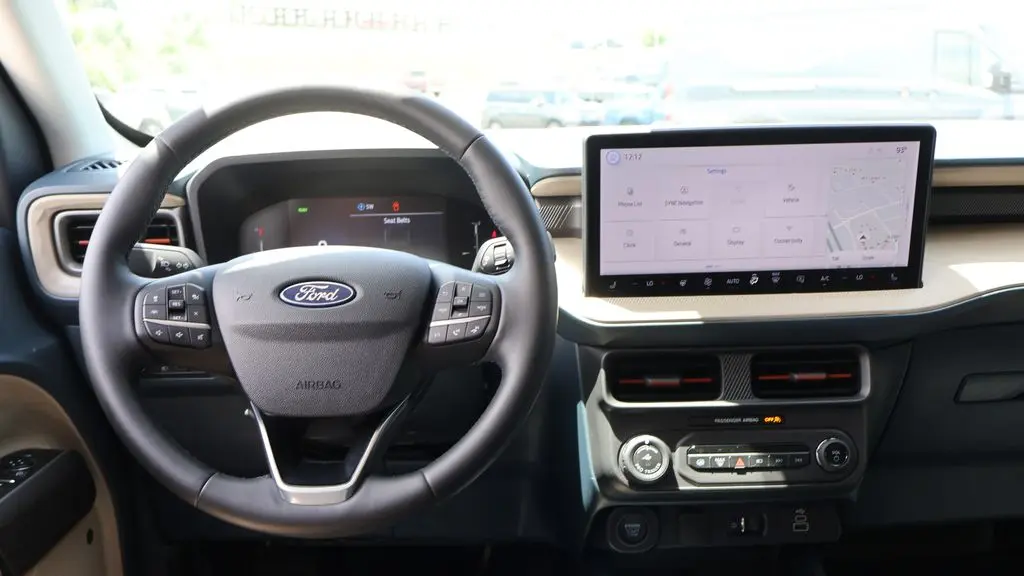 2025 Ford Maverick Lariat