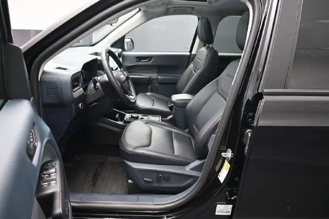 2025 Ford Maverick - $37,944
