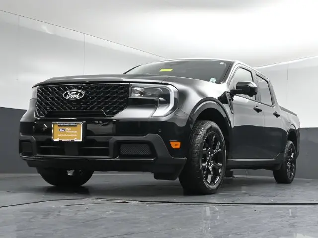 2025 Ford Maverick - $37,944