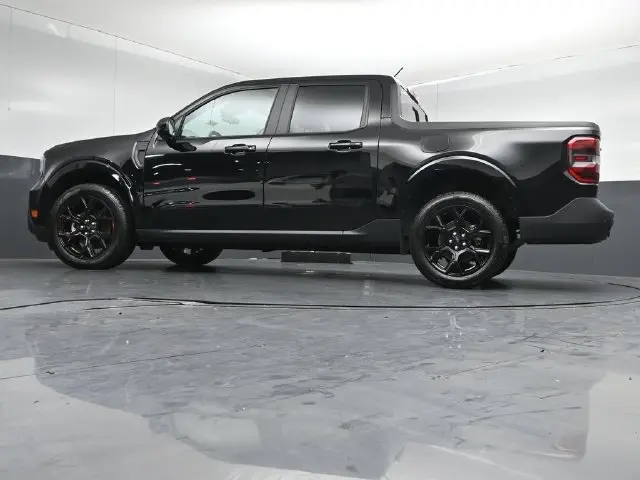 2025 Ford Maverick - $37,944