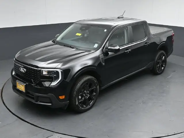 2025 Ford Maverick - $37,944
