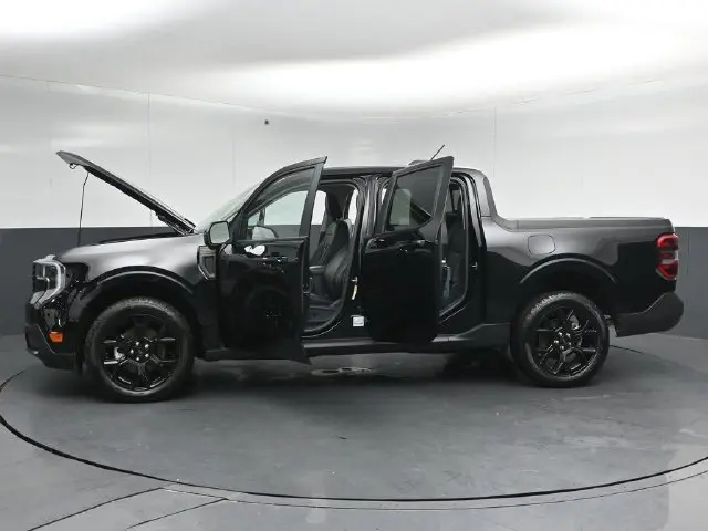 2025 Ford Maverick - $37,944