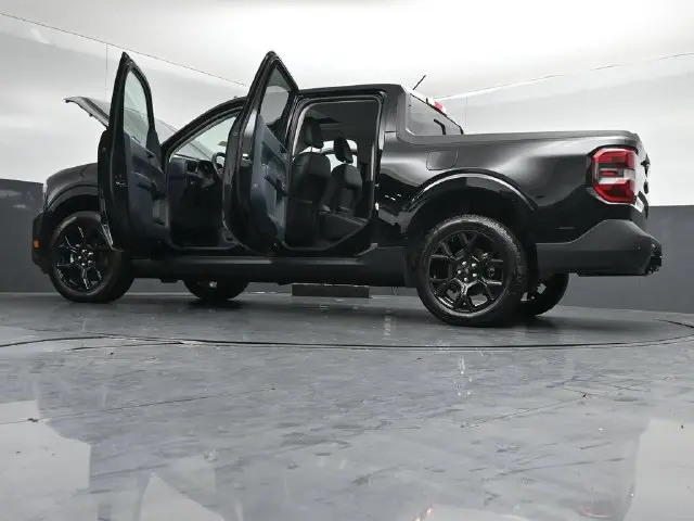 2025 Ford Maverick - $37,944