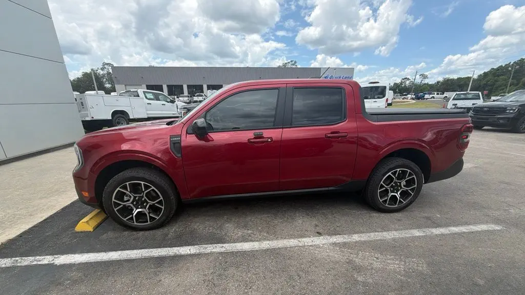 2025 Ford Maverick Lariat