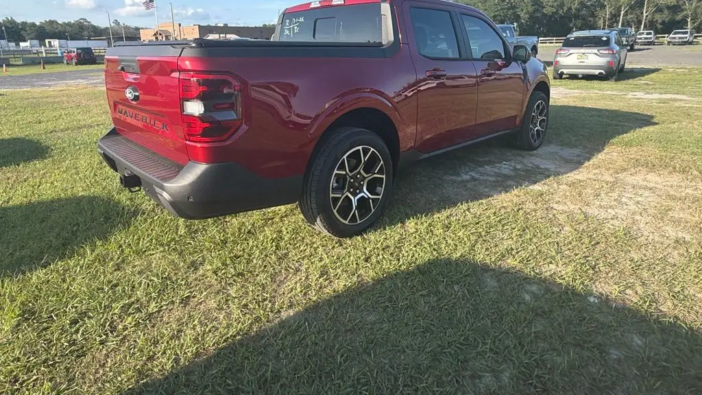 2025 Ford Maverick Lariat