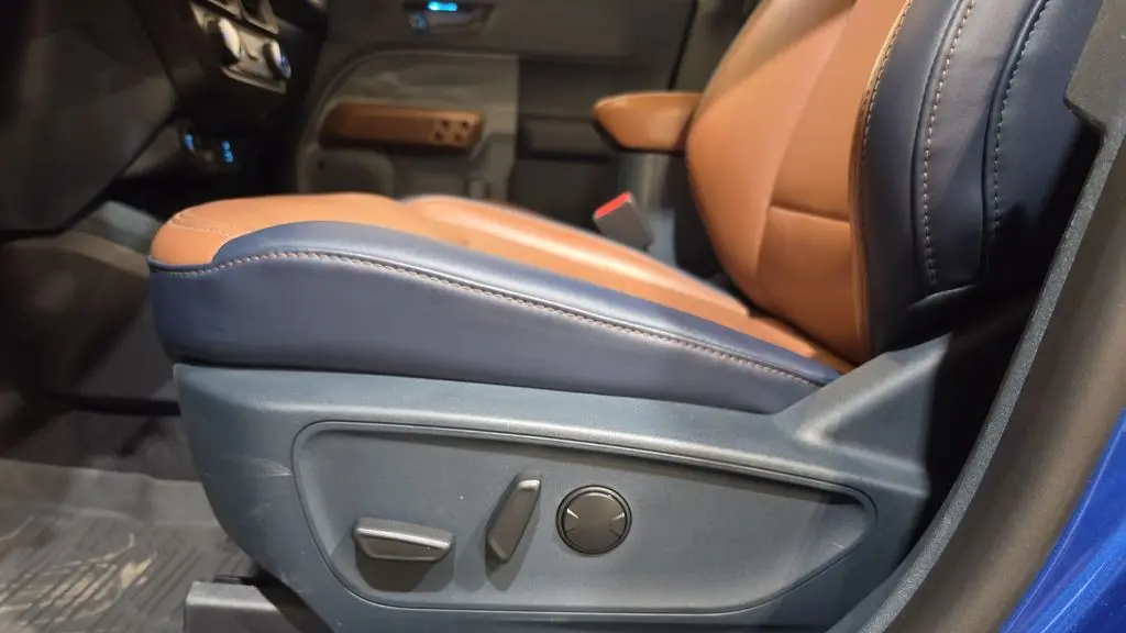 2024 Ford Maverick Lariat