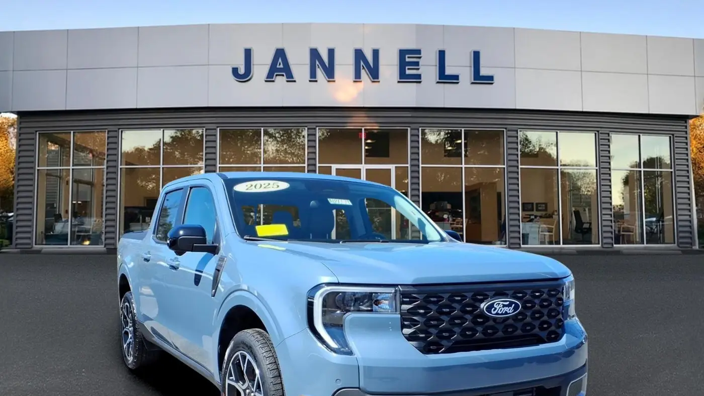 2025 Ford Maverick Lariat