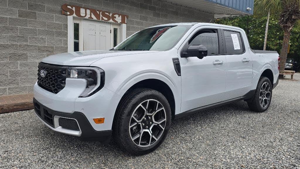 Preowned 2025 Ford Maverick Lariat for Sale