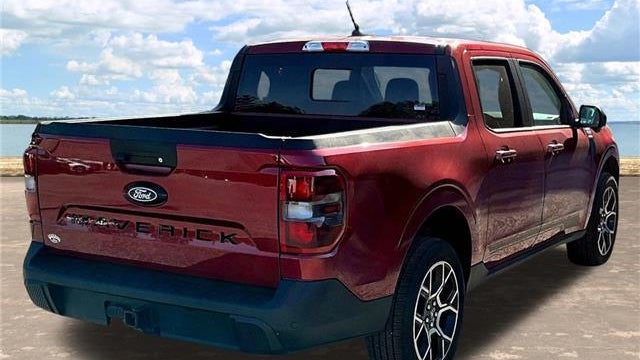 2025 Ford Maverick Lariat