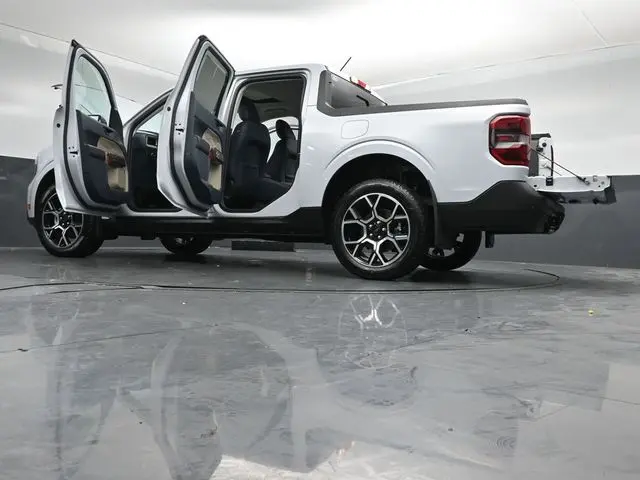 2025 Ford Maverick - $34,825