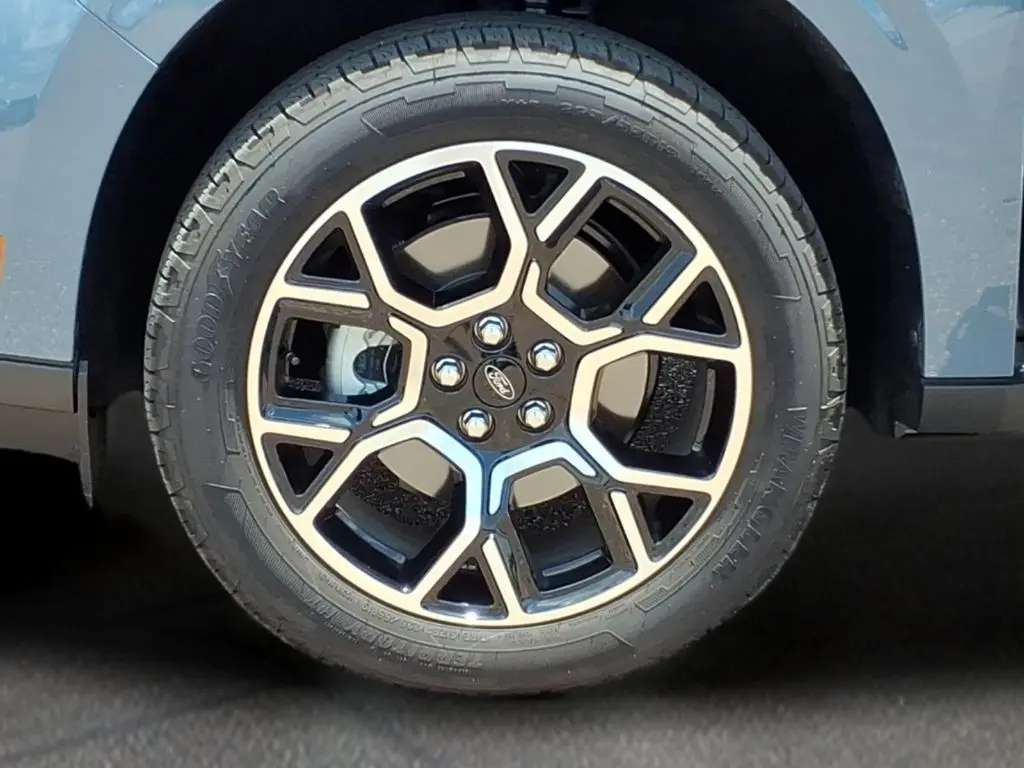 2026 Ford Maverick - $37,888