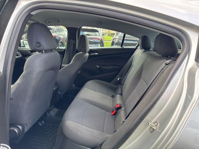 2019 Chevrolet Cruze - $11,495