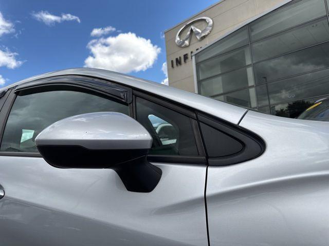 2019 Chevrolet Cruze - $11,495