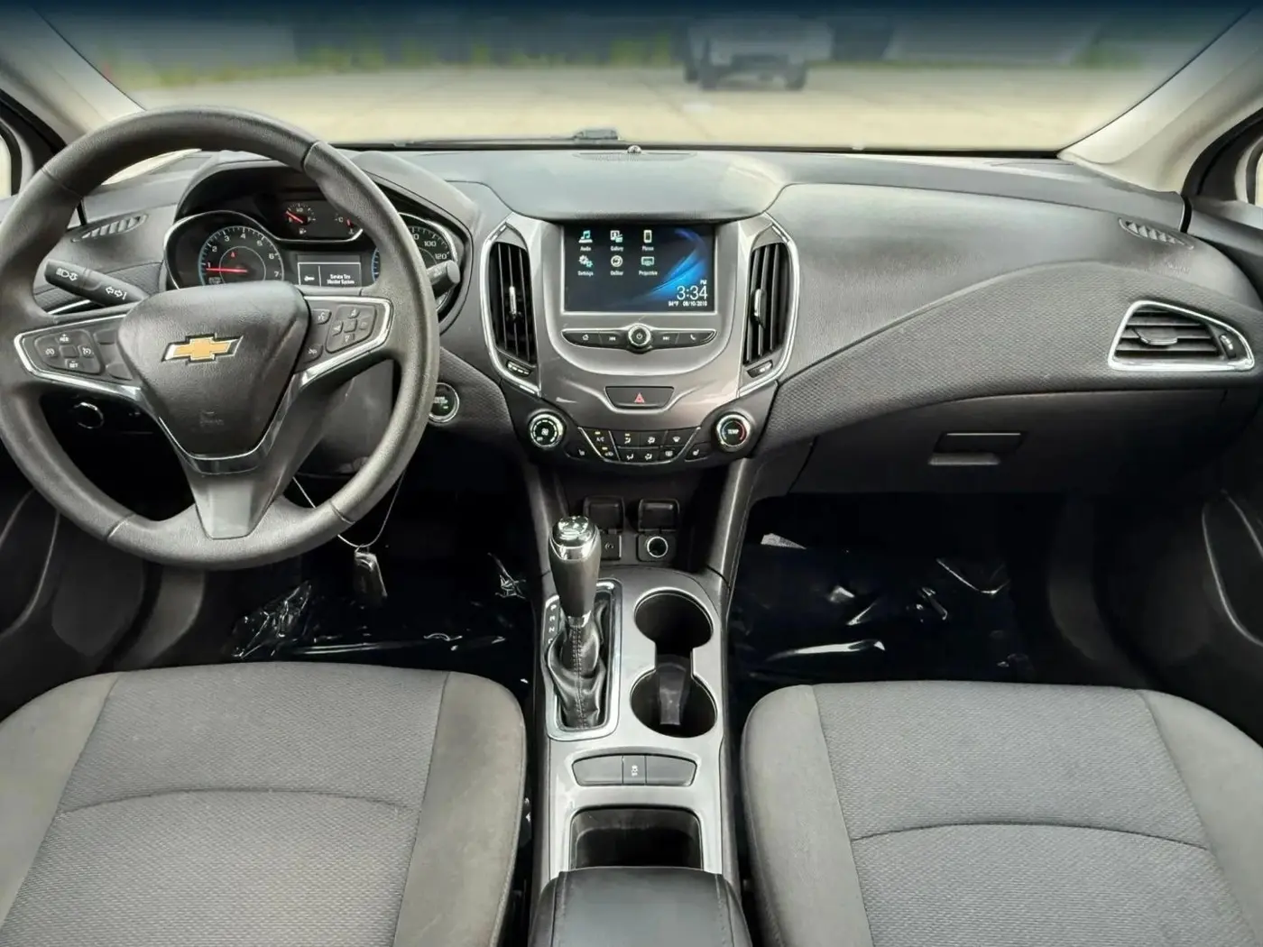 2018 Chevrolet Cruze - $5,351